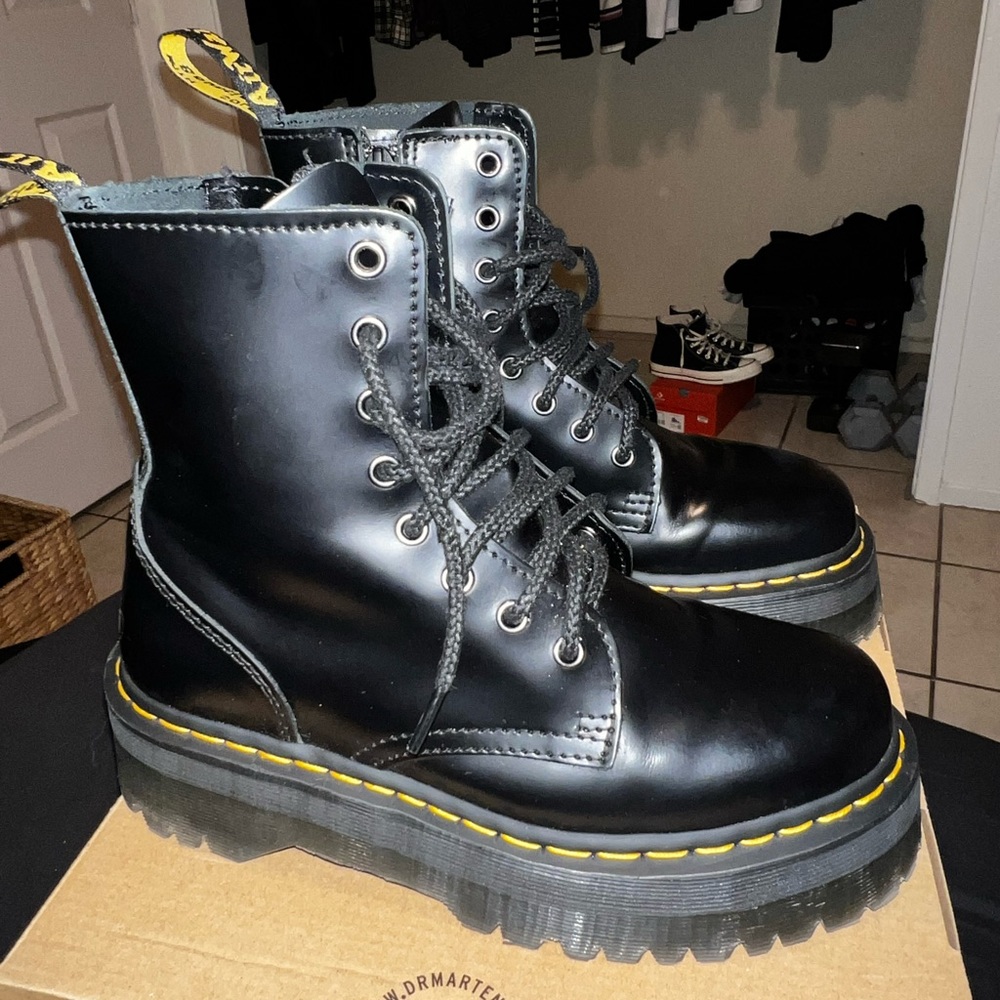 Dr. Martens Jadon Black Polished Smooth Shoes.